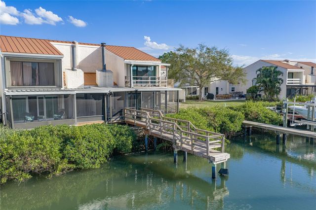 4306 HARBOR HOUSE DRIVE, Tampa, FL 33615