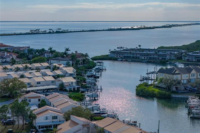 4306 HARBOR HOUSE DRIVE, Tampa, FL 33615