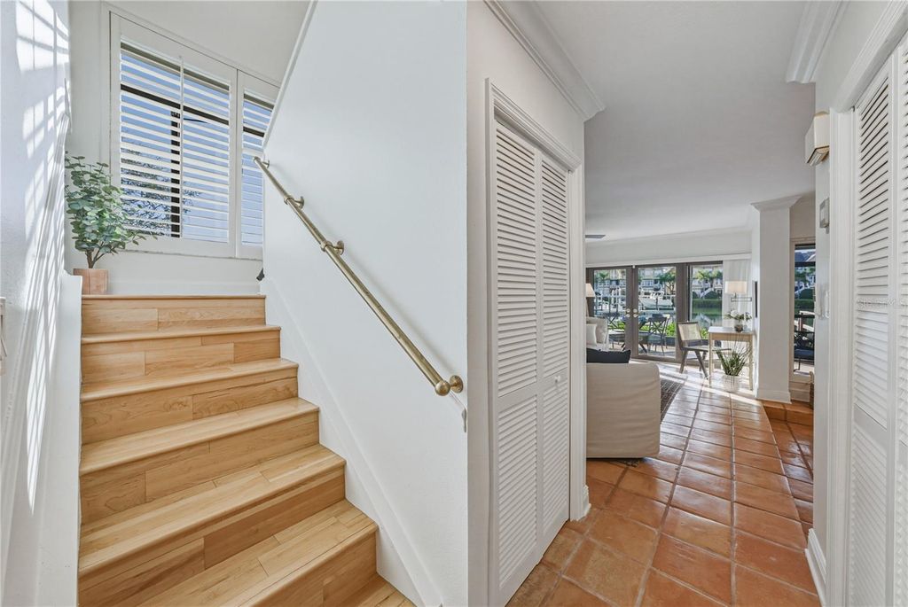 Image 25 of property listing at 4306 HARBOR HOUSE DRIVE, Tampa, FL 33615