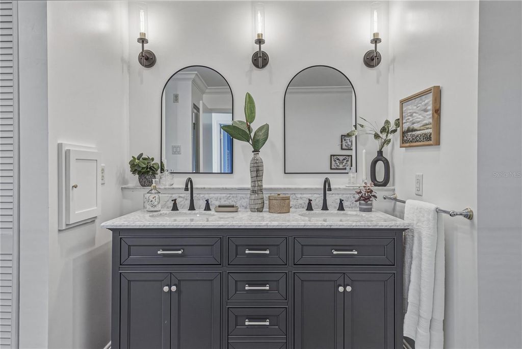 Image 43 of property listing at 4306 HARBOR HOUSE DRIVE, Tampa, FL 33615