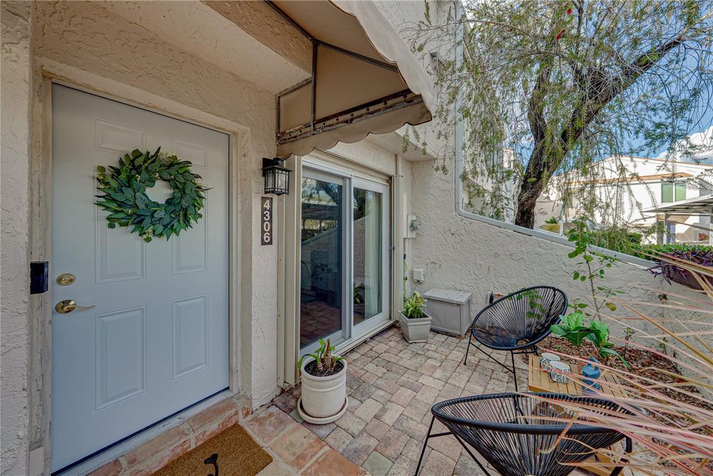 Image 67 of property listing at 4306 HARBOR HOUSE DRIVE, Tampa, FL 33615