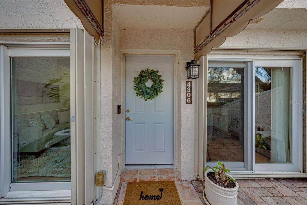 Image 97 of property listing at 4306 HARBOR HOUSE DRIVE, Tampa, FL 33615