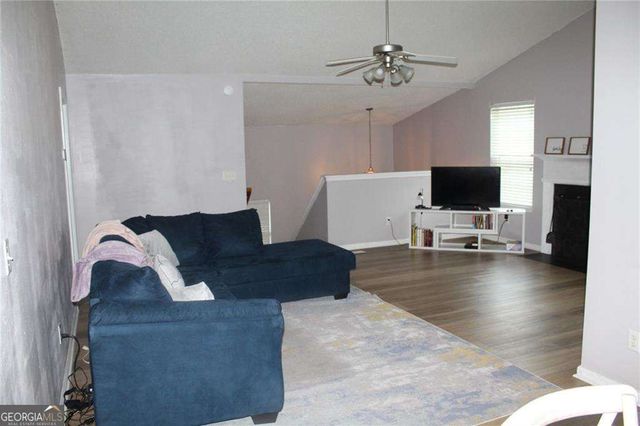 102 Ashbury Drive, Villa Rica, GA 30180