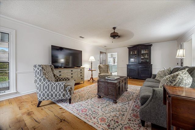 8193 KIMBROOK DR, Germantown, TN 38138