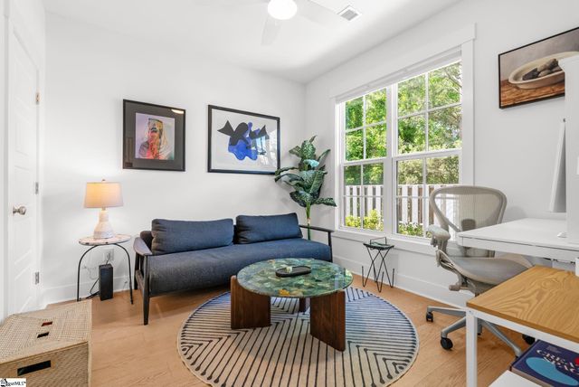 10 Hub Street, Greenville, SC 29601