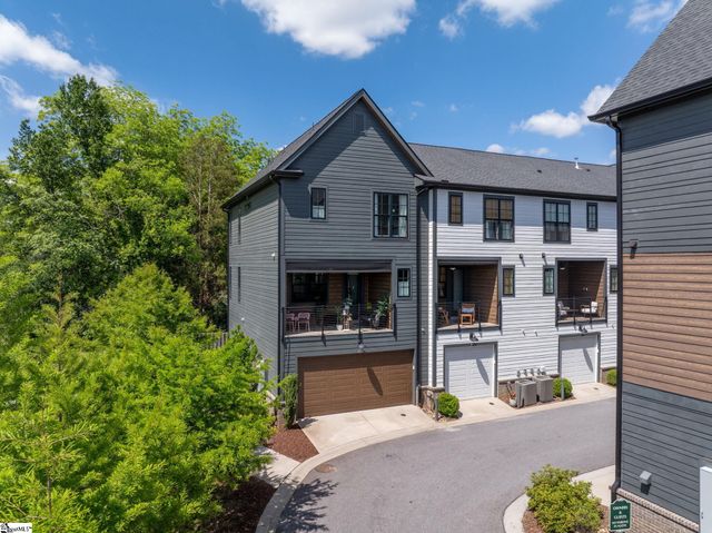 10 Hub Street, Greenville, SC 29601