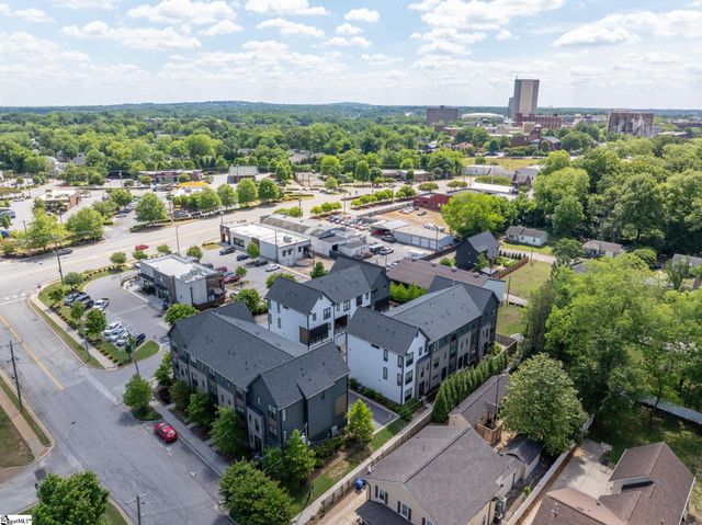 10 Hub Street, Greenville, SC 29601