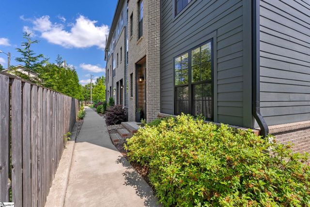 10 Hub Street, Greenville, SC 29601
