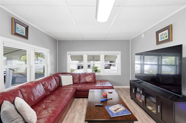 7803 46TH AVENUE N 90, St Petersburg, FL 33709