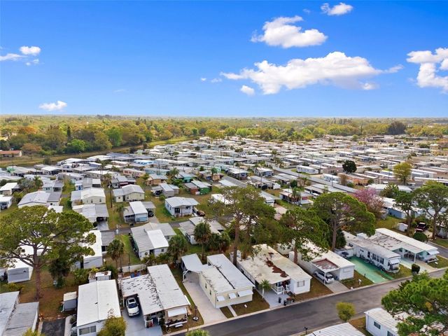 7803 46TH AVENUE N 90, St Petersburg, FL 33709