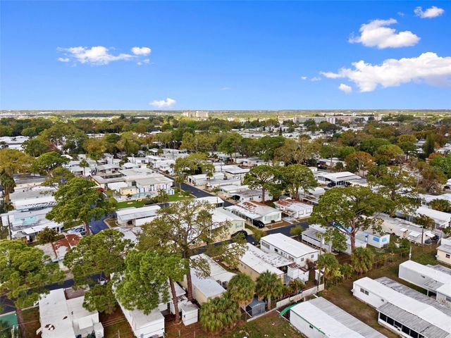 7803 46TH AVENUE N 90, St Petersburg, FL 33709