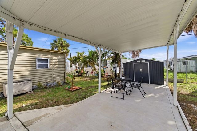 7803 46TH AVENUE N 90, St Petersburg, FL 33709