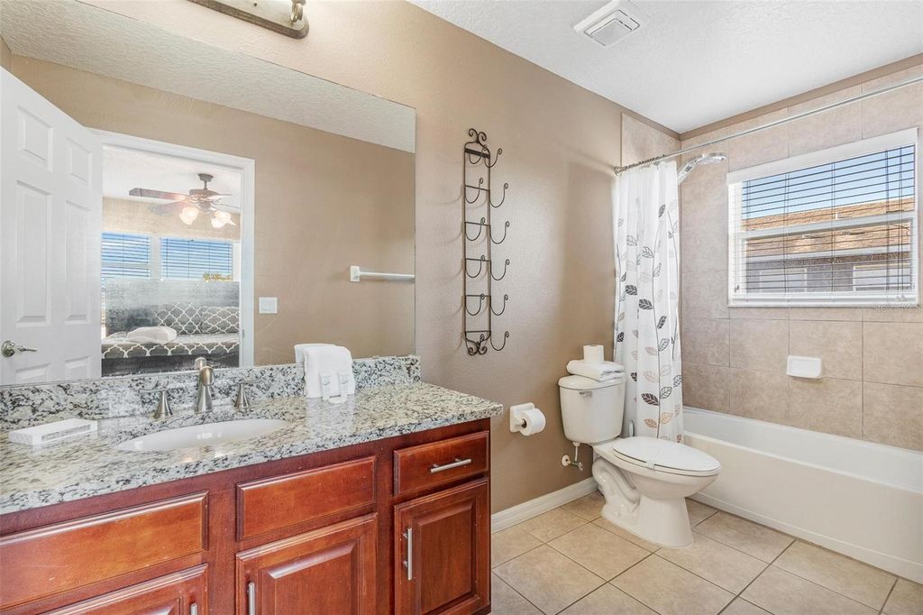 Image 19 of property listing at 8019 ACADIA ESTATES COURT, Kissimmee, FL 34747