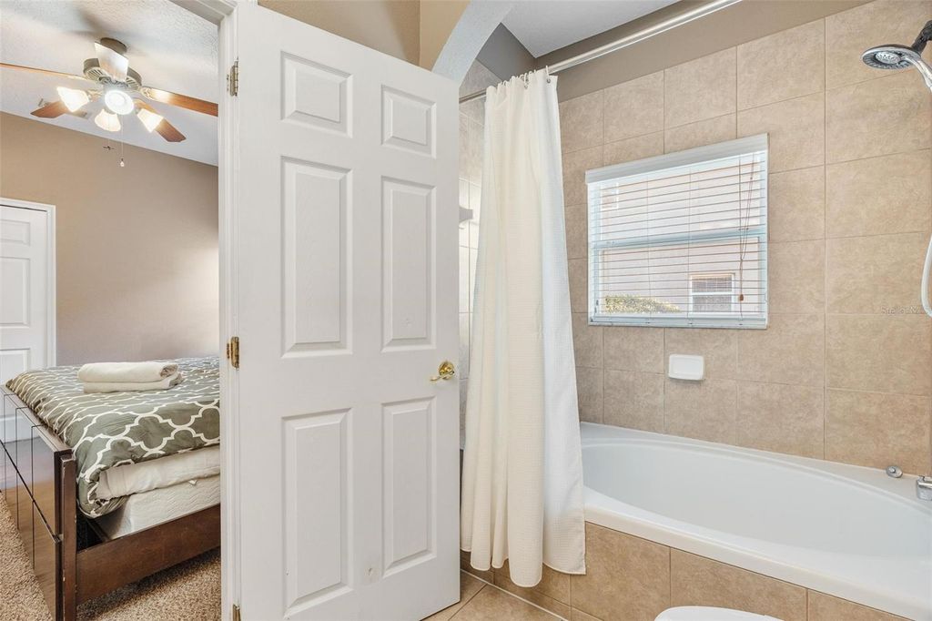 Image 25 of property listing at 8019 ACADIA ESTATES COURT, Kissimmee, FL 34747