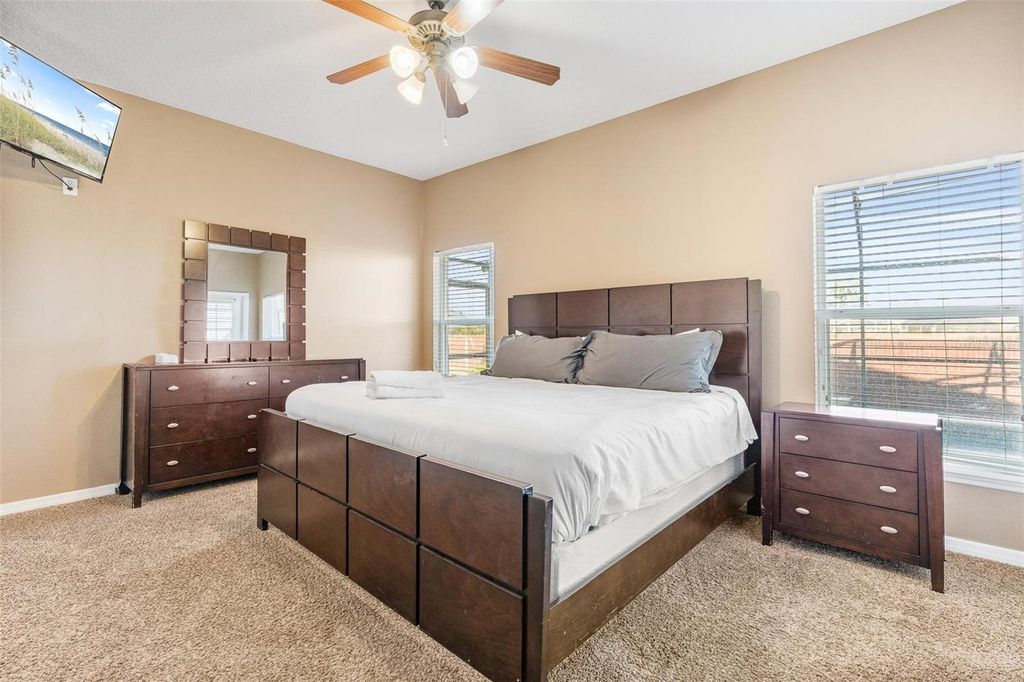 Image 34 of property listing at 8019 ACADIA ESTATES COURT, Kissimmee, FL 34747