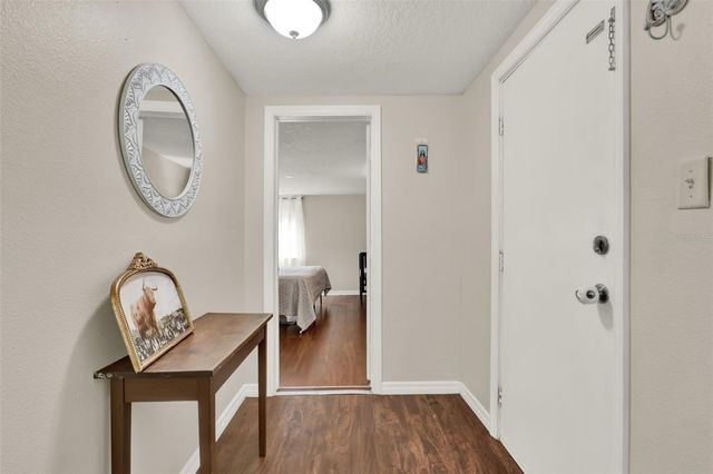 30137 ORANGE AVENUE, Sorrento, FL 32776