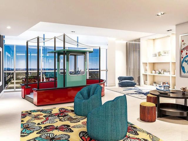 220 Lake Shore Drive 802, Lake Park, FL 33403