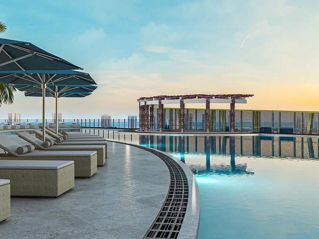 220 Lake Shore Drive 802, Lake Park, FL 33403