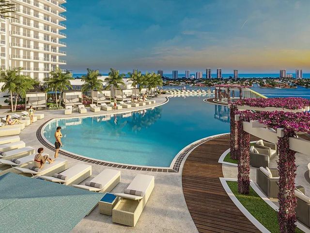 220 Lake Shore Drive 802, Lake Park, FL 33403