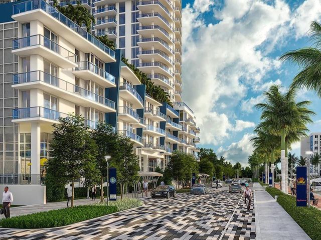 220 Lake Shore Drive 802, Lake Park, FL 33403