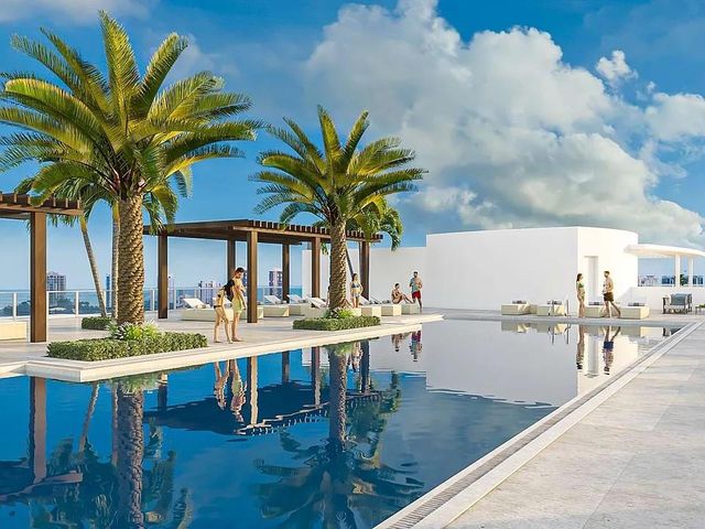 220 Lake Shore Drive 802, Lake Park, FL 33403