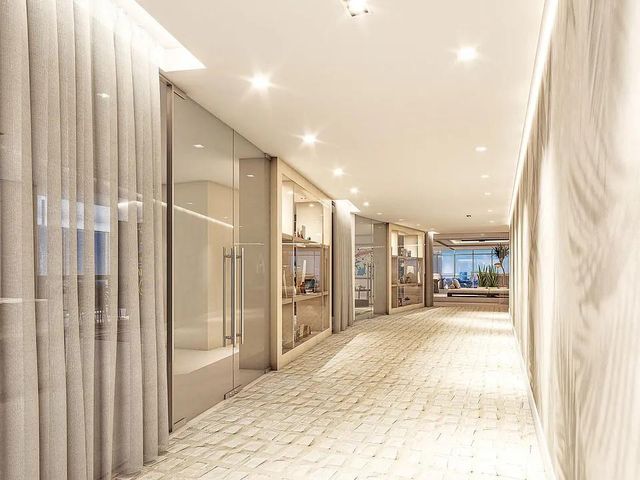 220 Lake Shore Drive 802, Lake Park, FL 33403