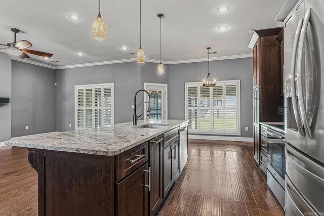 3803 Shadow Ridge, Paragould, AR 72450