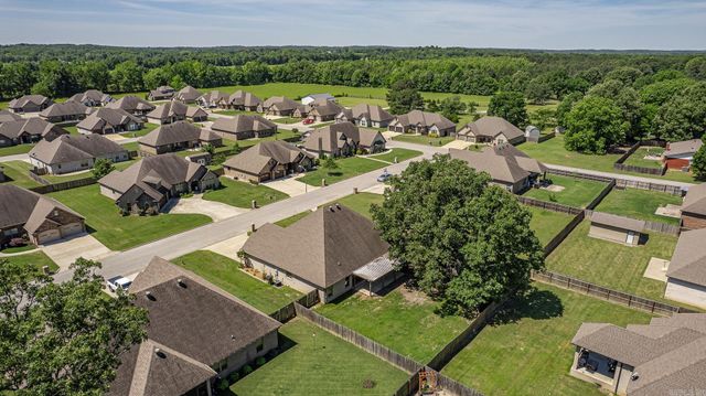 3803 Shadow Ridge, Paragould, AR 72450