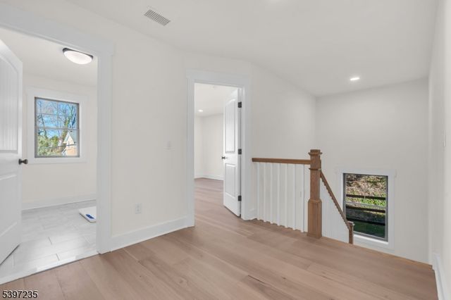 8 Church Street, Stockton Boro, NJ 08559