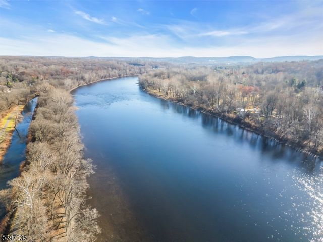 8 Church Street, Stockton Boro, NJ 08559