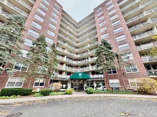 71 Strawberry Hill Avenue APT 421, Stamford, CT 06902