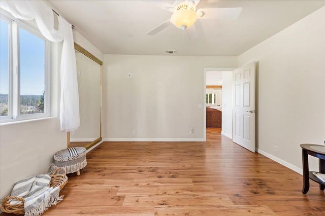 549 Glenwood Rd, Grass Valley, CA 95945