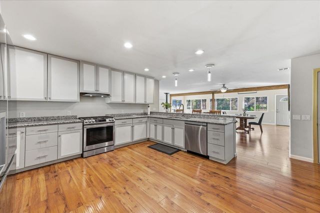 549 Glenwood Rd, Grass Valley, CA 95945