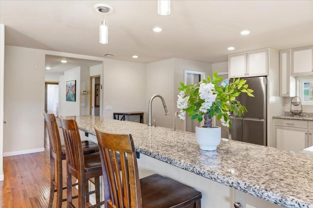 549 Glenwood Rd, Grass Valley, CA 95945