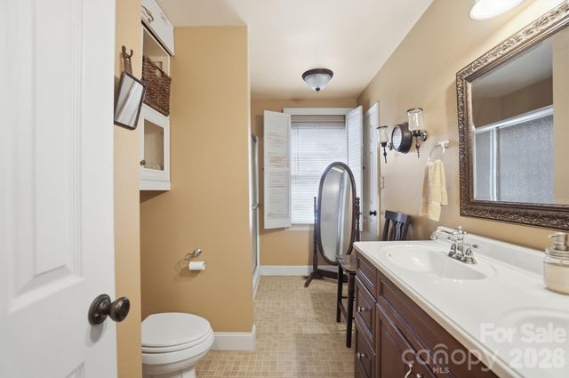 12006 Swanee Lane, Charlotte, NC 28273