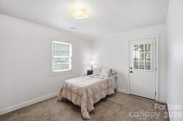 12006 Swanee Lane, Charlotte, NC 28273