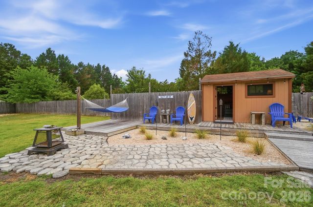 12006 Swanee Lane, Charlotte, NC 28273