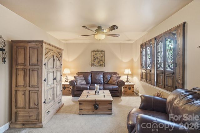 12006 Swanee Lane, Charlotte, NC 28273