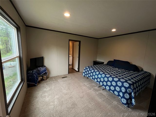 21 County Line Road E, Eufaula, OK 74432