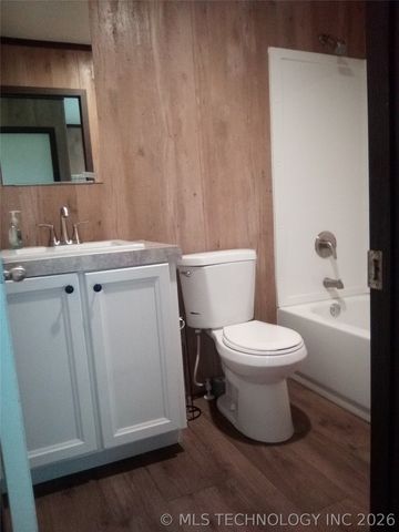 21 County Line Road E, Eufaula, OK 74432