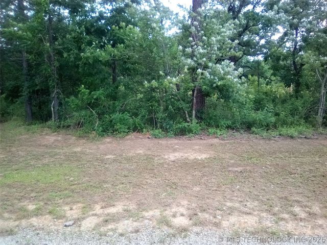 21 County Line Road E, Eufaula, OK 74432