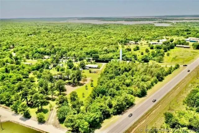 21 County Line Road E, Eufaula, OK 74432