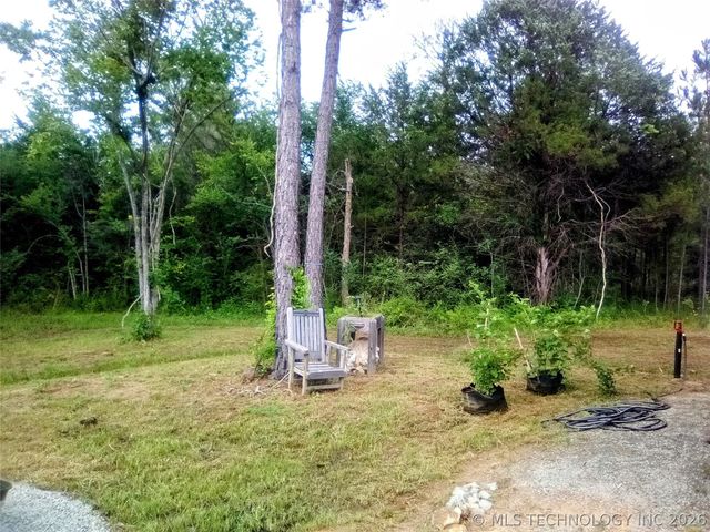 21 County Line Road E, Eufaula, OK 74432