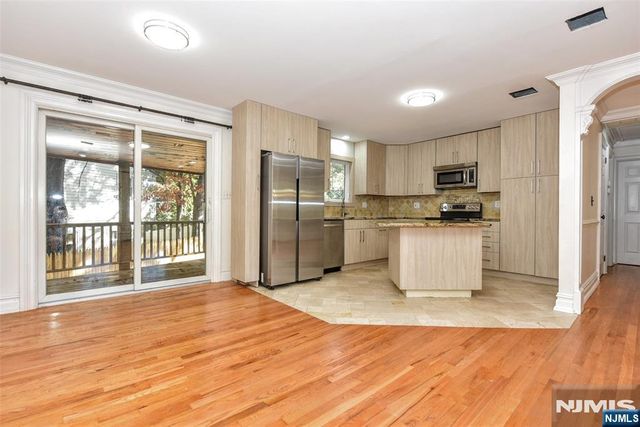 10 Cedar Trail, Kinnelon Borough, NJ 07405