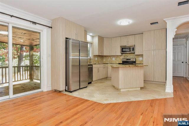 10 Cedar Trail, Kinnelon Borough, NJ 07405