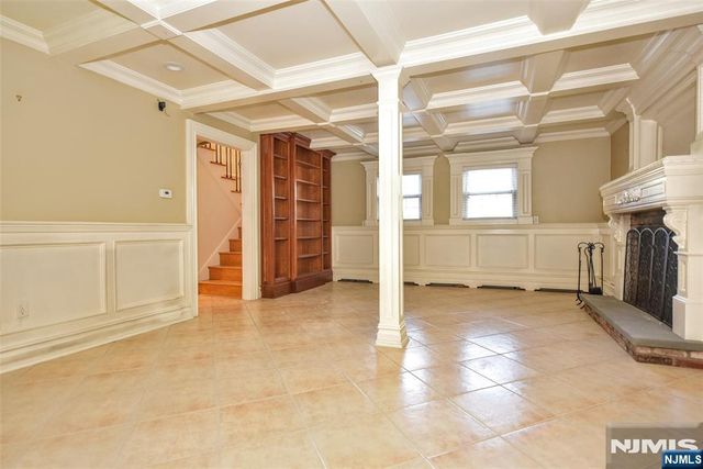10 Cedar Trail, Kinnelon Borough, NJ 07405
