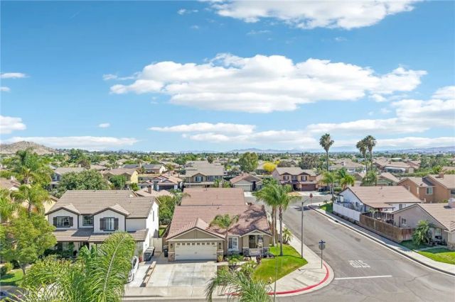 1201 Lilac Ridge Drive, Perris, CA 92571