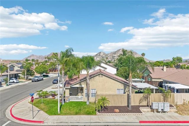 1201 Lilac Ridge Drive, Perris, CA 92571