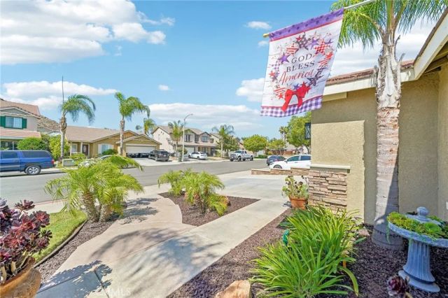 1201 Lilac Ridge Drive, Perris, CA 92571
