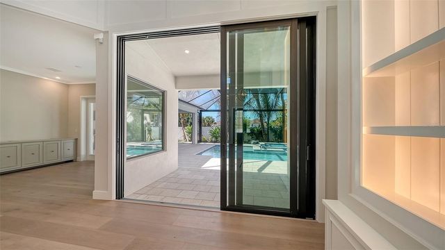 1516 S ORANGE AVENUE, Sarasota, FL 34239